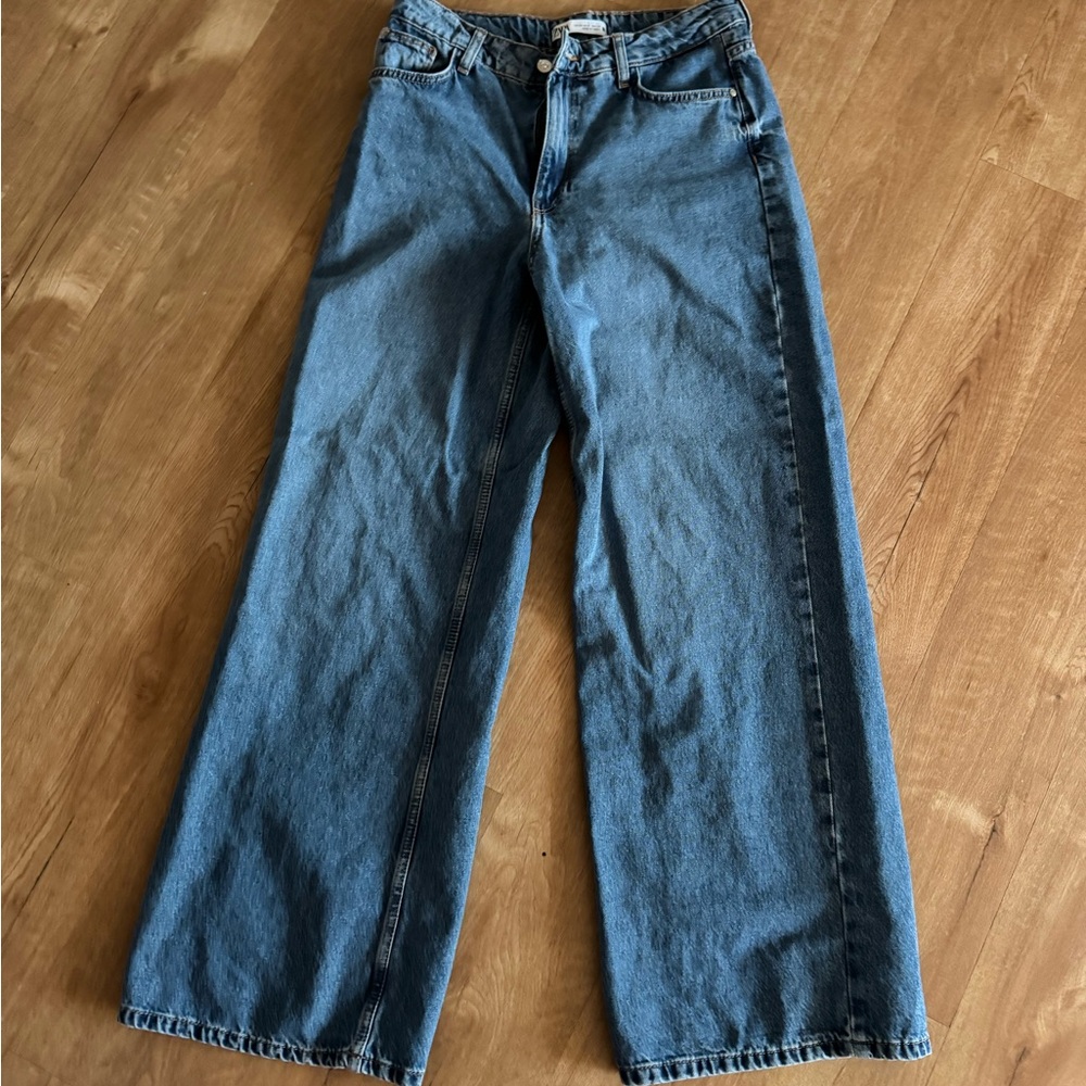ZARA WIDE LEG JEAN